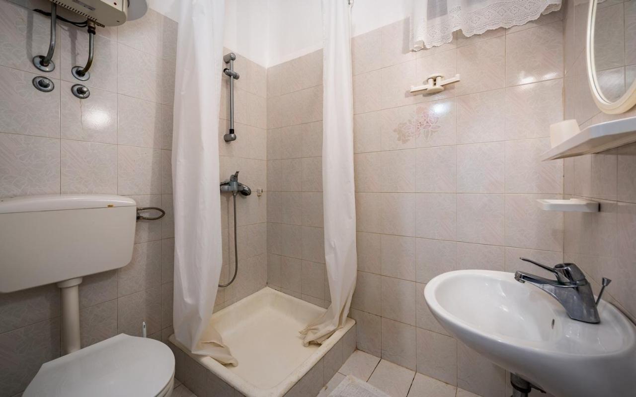 Apartmani Lido Basanija Exterior photo